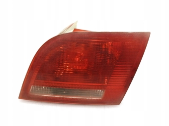 LAMPA KLAPY PRAWY TYŁ AUDI A3 8PA SPORTBACK 8P4945094B
