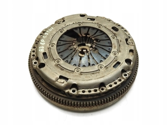 KOŁO DWUMASOWE SPRZEGŁO AUDI A3 8PA 1.9 TDI 03G141025N