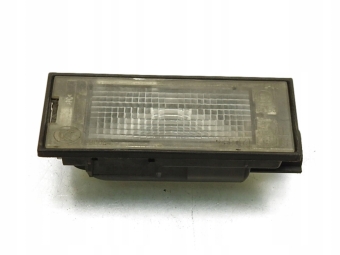 LAMPKA TABLICY REJESTRACYJNEJ RENAULT MEGANE IV