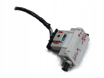 Czujnik Stop Chrysler Voyager Iv