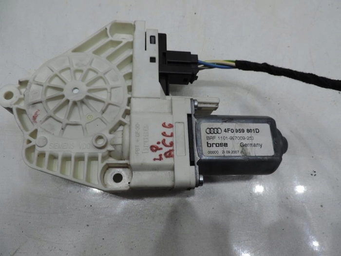 ea9dc1098bf4db09c2ae4c750da7996b