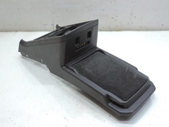 Tunel Podstawa Podłokietnika Volvo Xc90