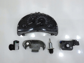 Licznik Stacyjka Kluczyk Opel Corsa C 1.0 12V