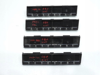 Ślizg Mocowanie Progu Tył Bmw E81