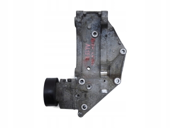 Łapa Podstawa Alternatora Peugeot 407 2.0 Hdi