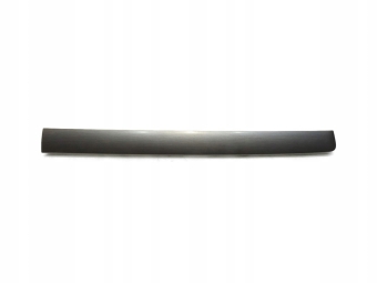 LISTWA OZDOBNA KONSOLI PRAWA VW PASSAT B7 3AB857212D