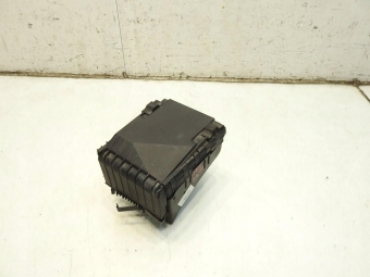 SKRZYNKA BEZPIECZNIKÓW VW PASSAT B7 2.0 TDI 3C0937125A
