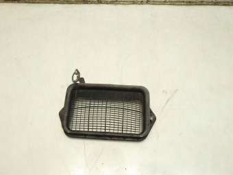 KRATKA WLOT POWIETRZA PRAWA VW PASSAT B7 1K0815479B