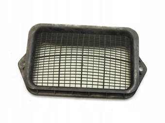 KRATKA WLOT POWIETRZA PRAWA PRZÓD AUDI A3 8P 1K0815479B
