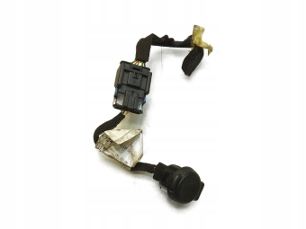 GNIAZDO AUX PEUGEOT 5008 I 9672477880