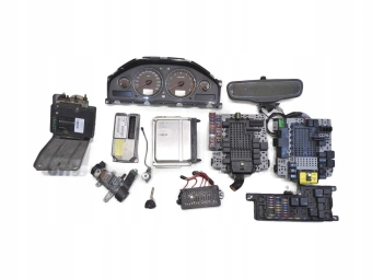 Zestaw Startowy Volvo V70 Ii 2.5T 08675760