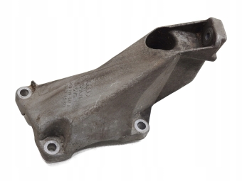 Łapa Silnika Audi A4 B7 2.0 Tfsi