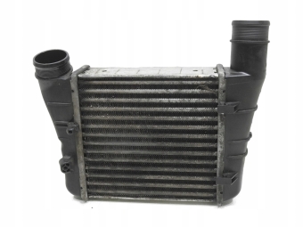 Chłodnica Intercooler Audi A4 B7 2.0 Tdi