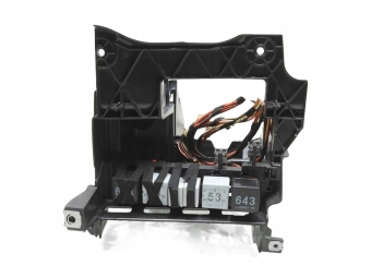 Uchwyt Skrzynki Bezpieczników Vw Golf Vi 2.0 Tdi