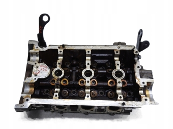Głowica Silnika Prawa Audi A6 C6 2.4 V6 06E103374A