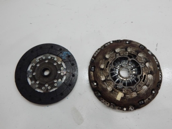 Tarcza Docisk Sprzęgła Lexus Is 220 2.2 D
