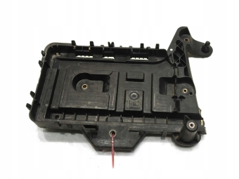 PODSTAWA AKUMULATORA VW GOLF VI 1.4 TSI 1K0915333H