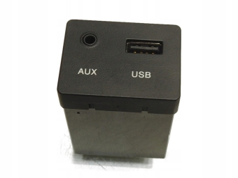 GNIAZDO USB AUX KIA CEED I LIFT 96120-2B000