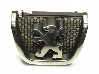ZNACZEK EMBLEMAT LOGO ZDERZAKA PRZÓD PEUGEOT 607 9649004577