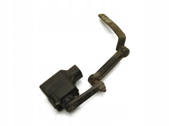 CZUJNIK POZIOMOWANIA ŚWIATEŁ TYŁ MERCEDES R W251 A0105427717