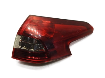 LAMPA PRAWY TYŁ CITROEN C5 III X7 KOMBI 28734G X8X-13404-AX