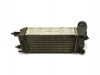 CHŁODNICA INTERCOOLER CITROEN C5 III X7 1.6 THP P9684957680