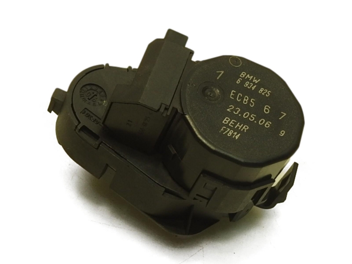 2cee890ad52b5522eb1f0c22a017b103