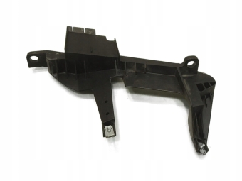 ŚLIZG POD LAMPE LEWY PRZÓD BMW X3 E83 1301073024