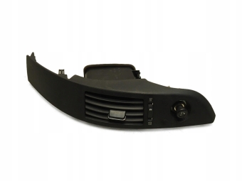 KRATKA NAWIEWU KONSOLI PRAWA TOYOTA COROLLA VERSO II 55680-64010