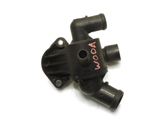 OBUDOWA TERMOSTATU VW PASSAT B7 2.0 TDI .