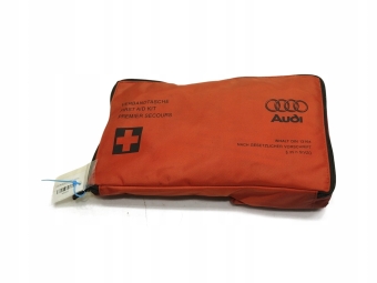 APTECZKA SAMOCHODOWA AUDI A6 C6 8E0860281
