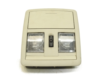 LAMPKA OŚWIETLENIA PRZÓD CHRYSLER 300C KOMBI 56050242AH