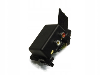 GNIAZDO AUX PEUGEOT 308 I 9659681480 9659681580