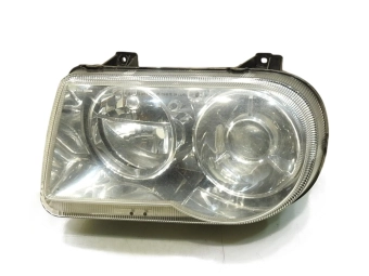LAMPA LEWY PRZÓD XENON CHRYSLER 300C 04805761AL
