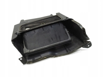 OBUDOWA FILTRA KABINOWEGO CHRYSLER 300C
