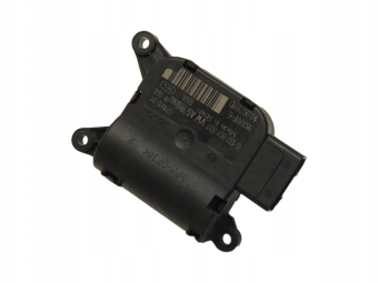 SILNICZEK NAGRZEWNICY SEAT LEON II 0132801337