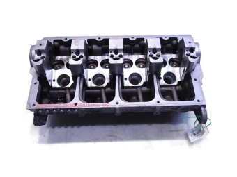 GŁOWICA SILNIKA VW GOLF V 1.9 TDI 038103373R