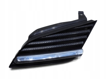 Kratka Grill Nerka Lewa Nissan Primera P12