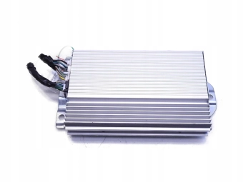 WZMACNIACZ AUDIO DODGE NITRO 05091012AG
