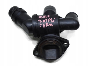 Obudowa Termostatu Audi A4 B7 2.0 Tfsi 06D121111G