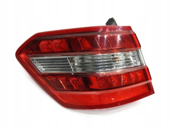 Lampa Lewa Tylna Tył Led Mercedes W212 Kombi