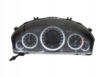 Licznik Mercedes W212 2.2 Cdi A2129002509