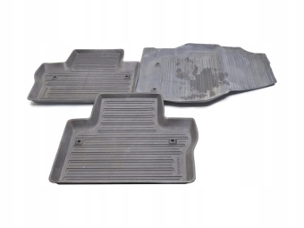 Dywan Wycieraczki Volvo V70 Iii 30734679 31315007