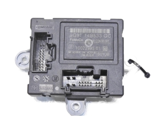 Moduł Sterownik Drzwi Prawy Przód Volvo V70 Iii