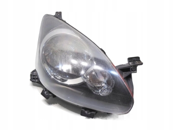 Lampa Prawa Przednia Przód Toyota Aygo I