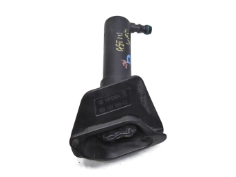 SPRYSKIWACZ LAMPY PRAWY OPEL ASTRA III H