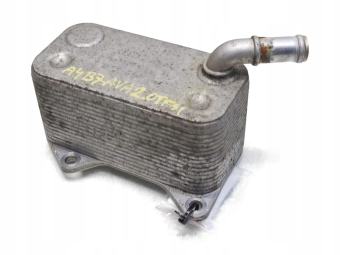 CHŁODNICZKA OLEJU AUDI A4 B7 2.0 TFSI 06D117021C