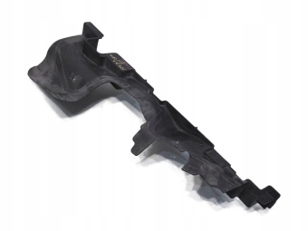 KIEROWNICA POWIETRZA PRAWA AUDI A4 B7 8E0121284Q