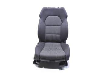 FOTEL PRAWY PRZÓD AUDI A4 B7