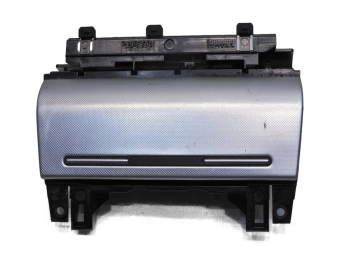 POPIELNICZKA AUDI A4 B7